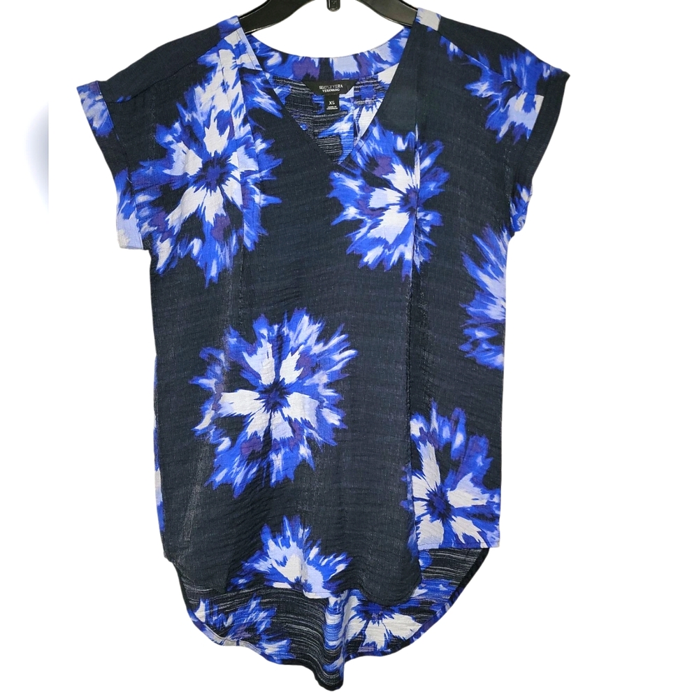 Simply Vera Vera Wang Blue and Black Graphic Cap Sleeve Top NWOT!